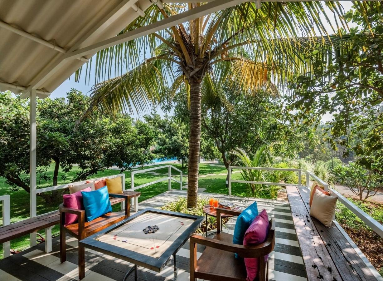Saffronstays Casa Manga, Karjat - Pet-Friendly Pool Villa Near Nd'S Film World And Saltt Екстериор снимка